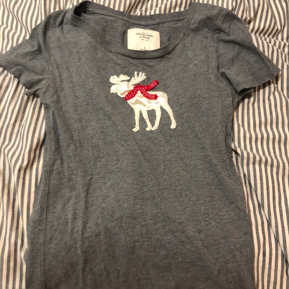A&F t-shirt grey